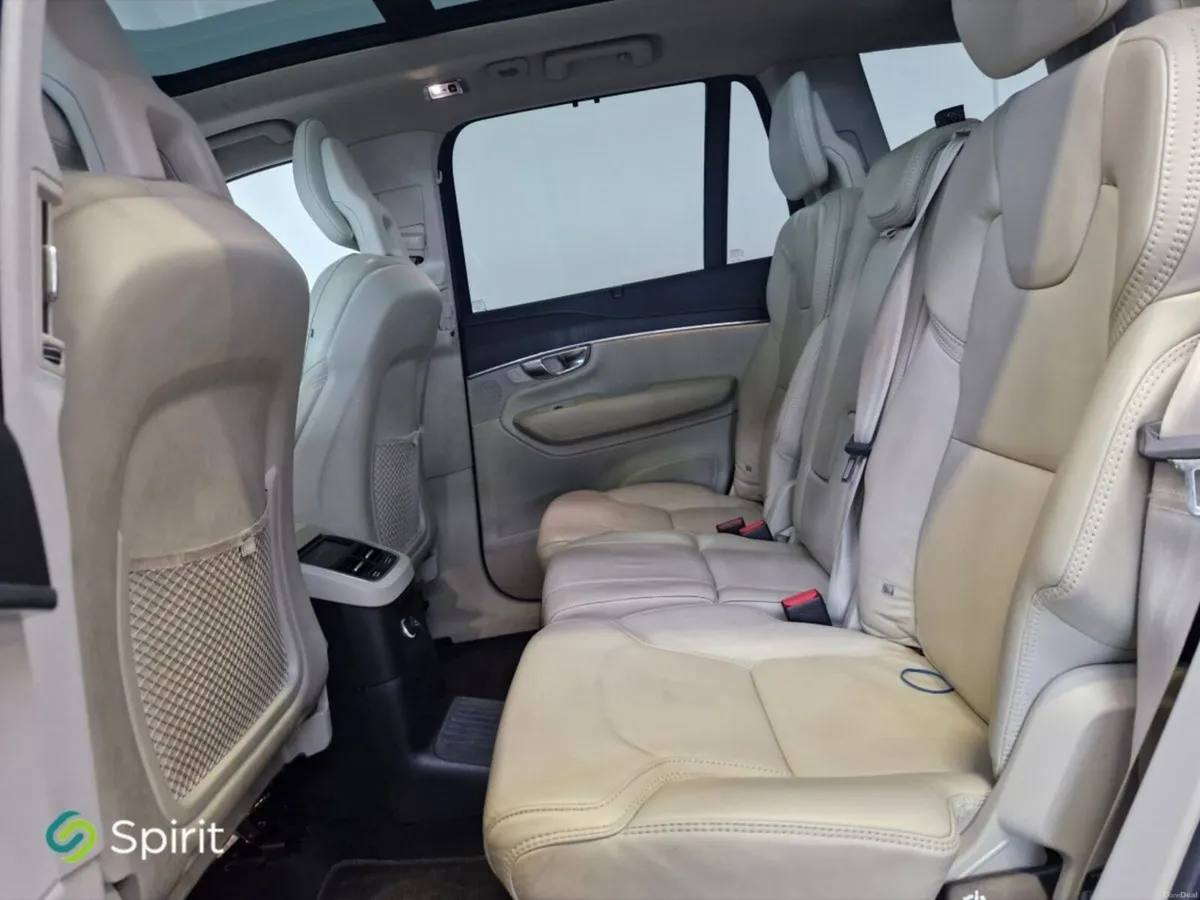 Volvo XC90 T8 (397hp) PHEV Inscription Auto AWD - Image 5