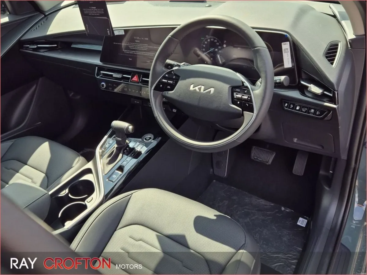 Kia Niro PHEV SEM *3.9% APR* - Image 2