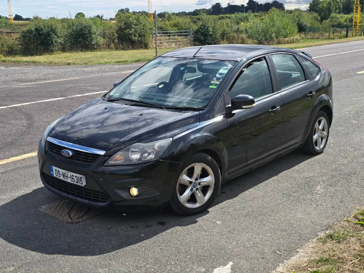 2009 Ford Focus - Image 1