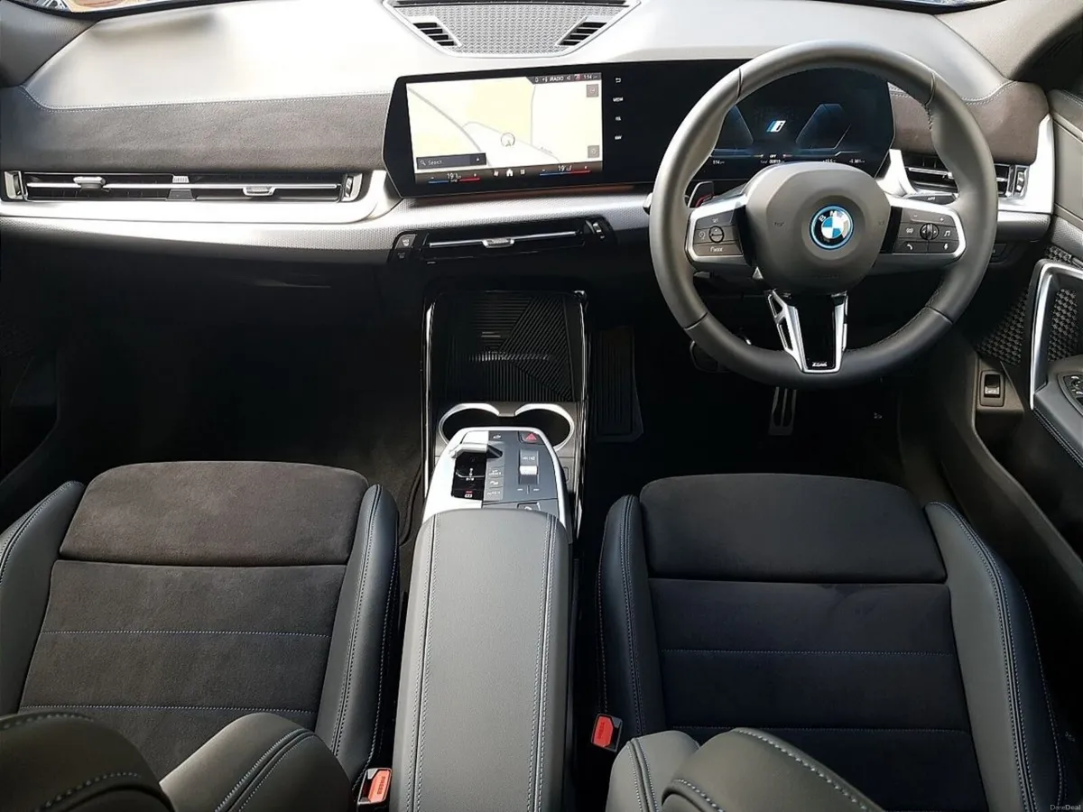 BMW iX2 eDrive20 M Sport - Image 4