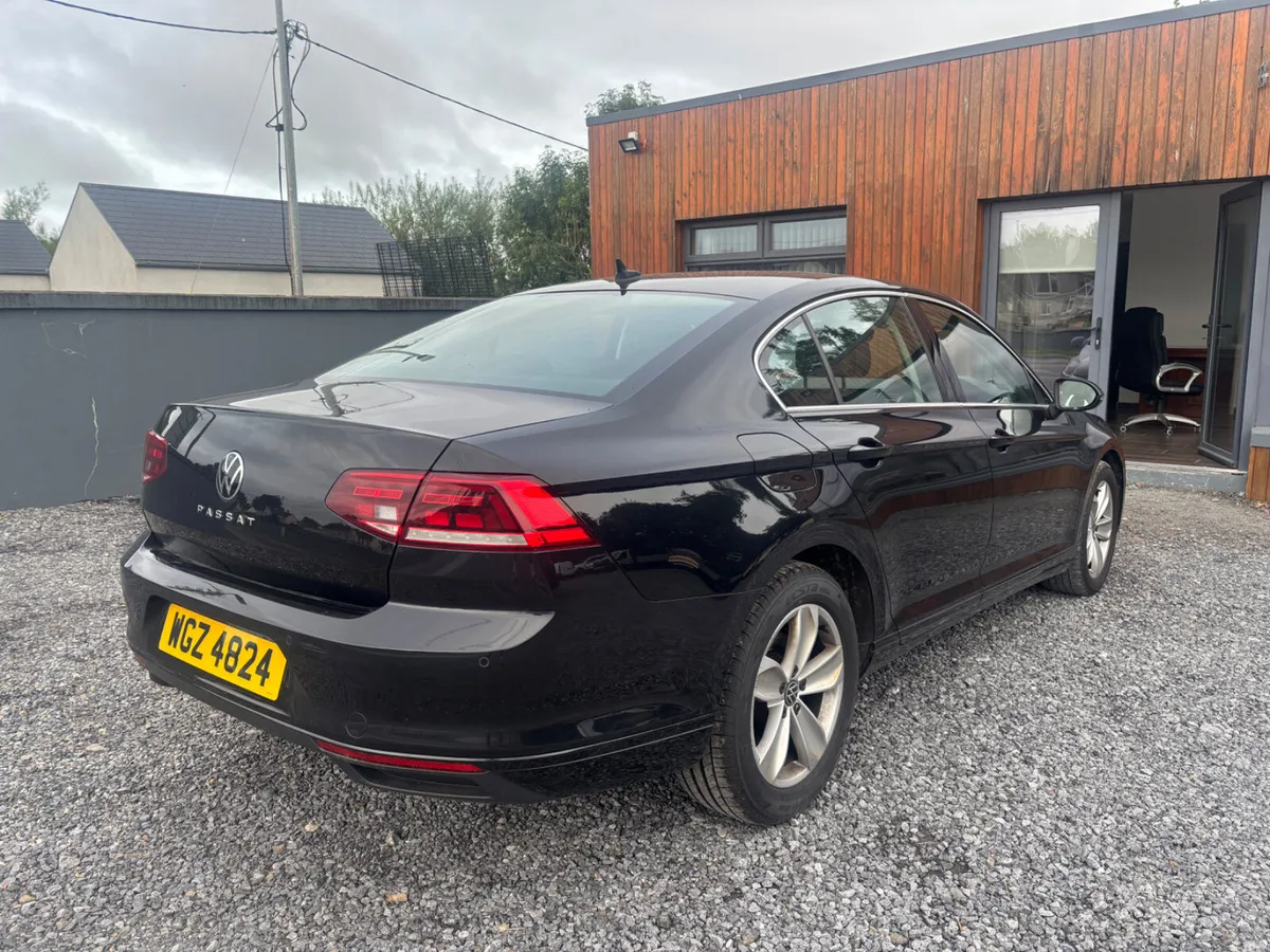 Volkswagen Passat 2022 SE Nav 150bhp 2.0L - Image 6