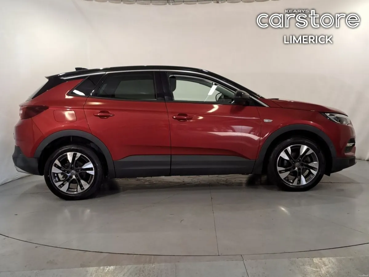 Opel Grandland X SRi 1.2i 130PS 6 Speed - Image 2