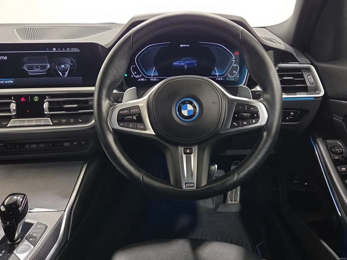 BMW 3-Series 330e M Sport Saloon - Image 5