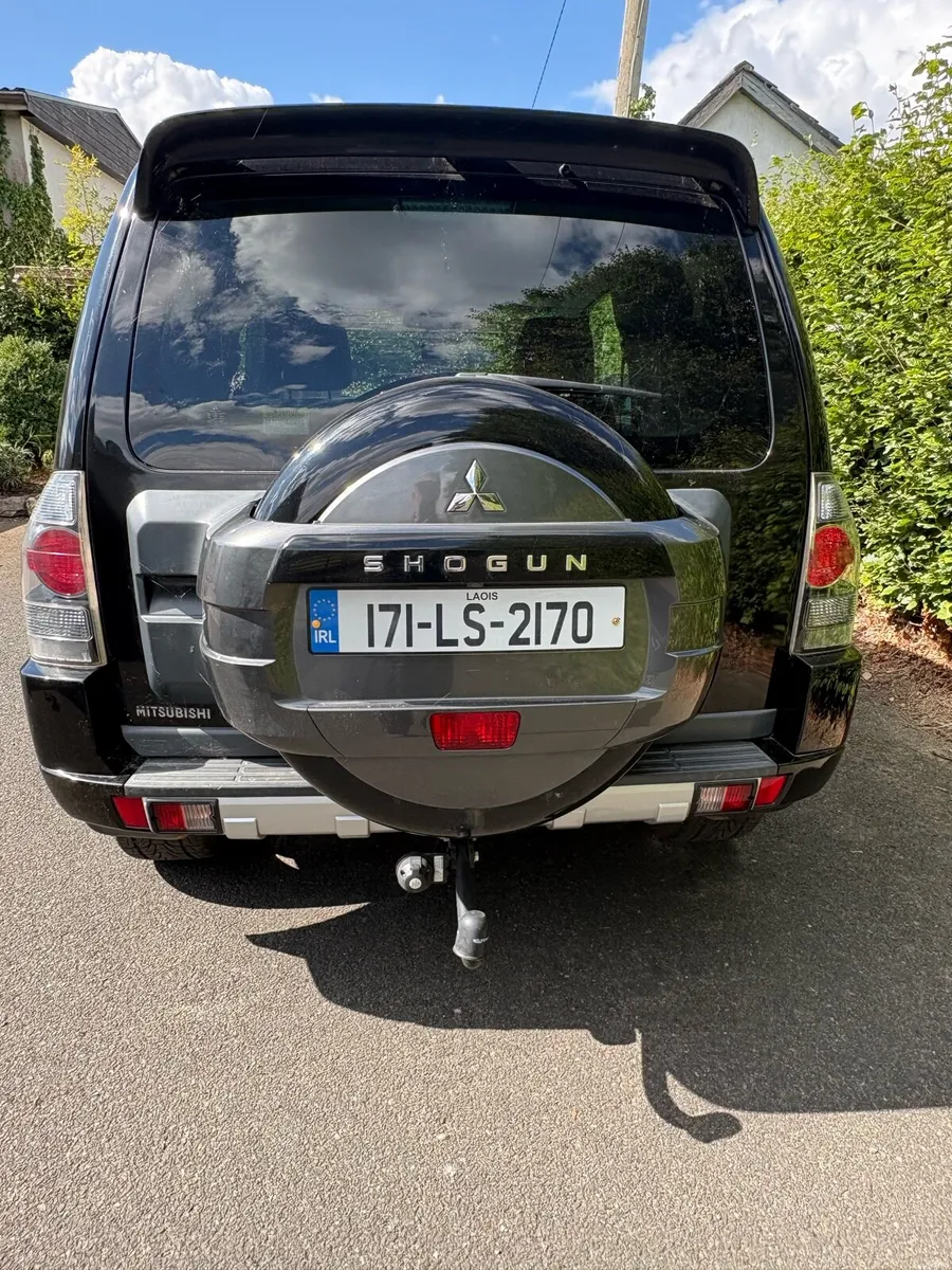 Mitsubishi Pajero - Image 4