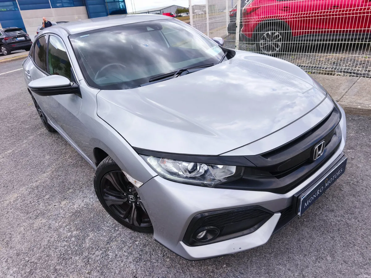 Honda Civic 2021 1.6 i-DTEC Smart 9AT, Automatic - Image 3