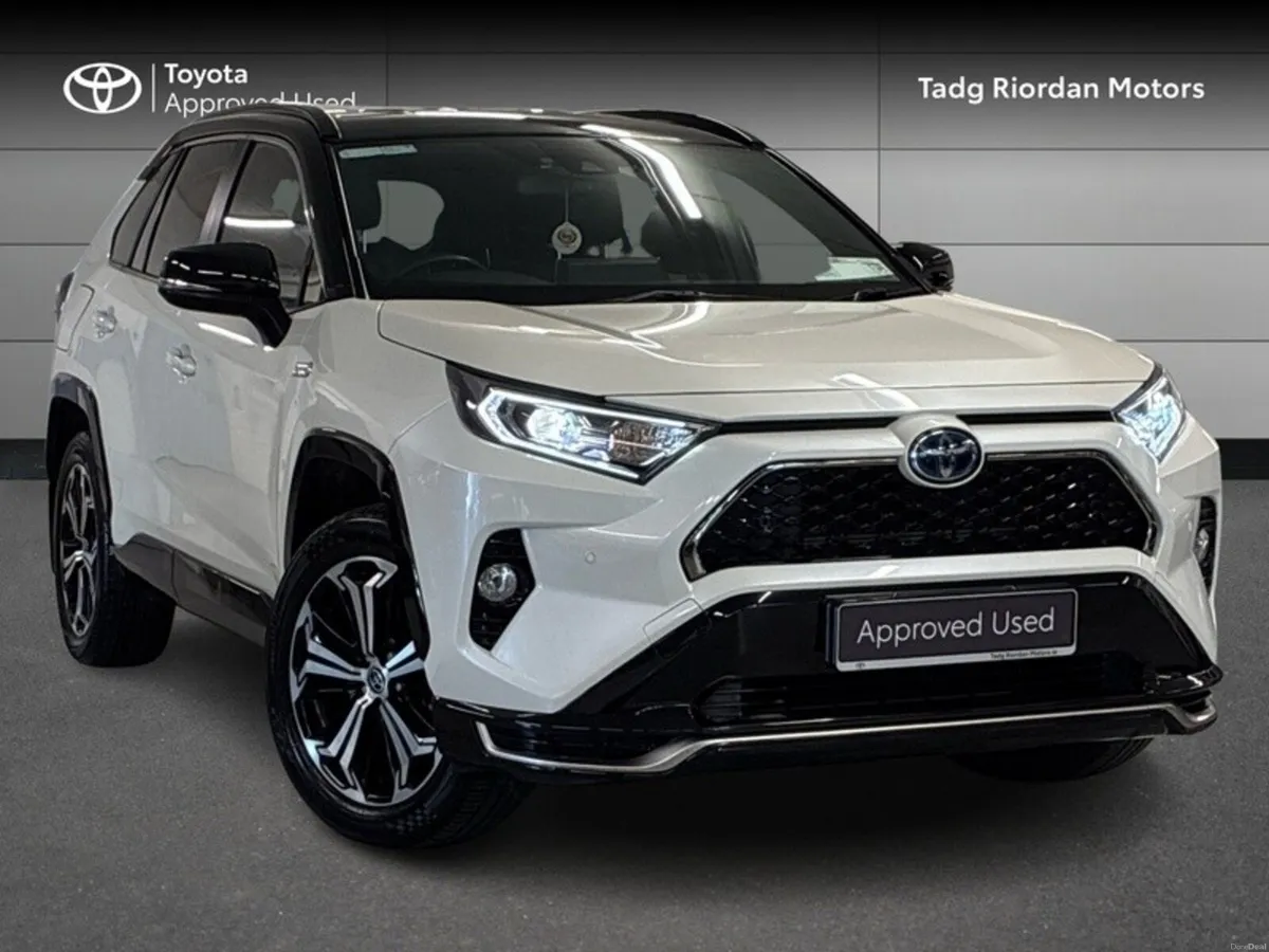 Toyota RAV4 PLUG-IN HYBRID SPORT - Image 1