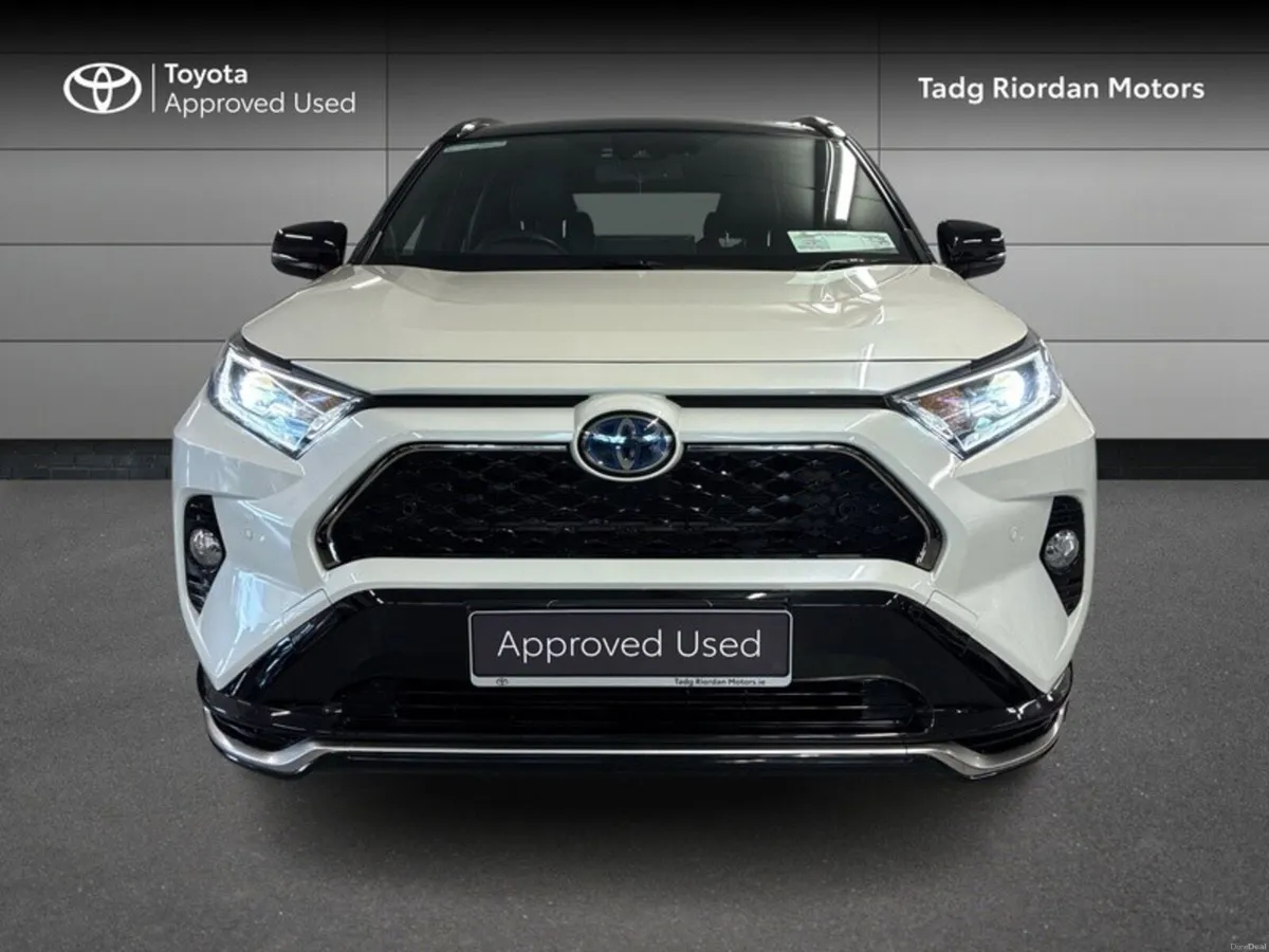 Toyota RAV4 PLUG-IN HYBRID SPORT - Image 5