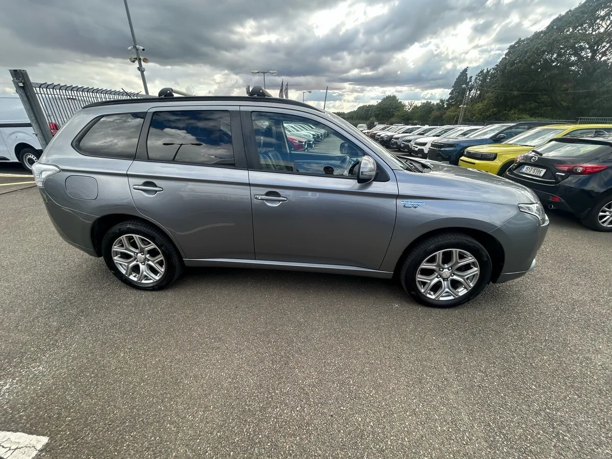 Mitsubishi Outlander - New NCT - Image 4