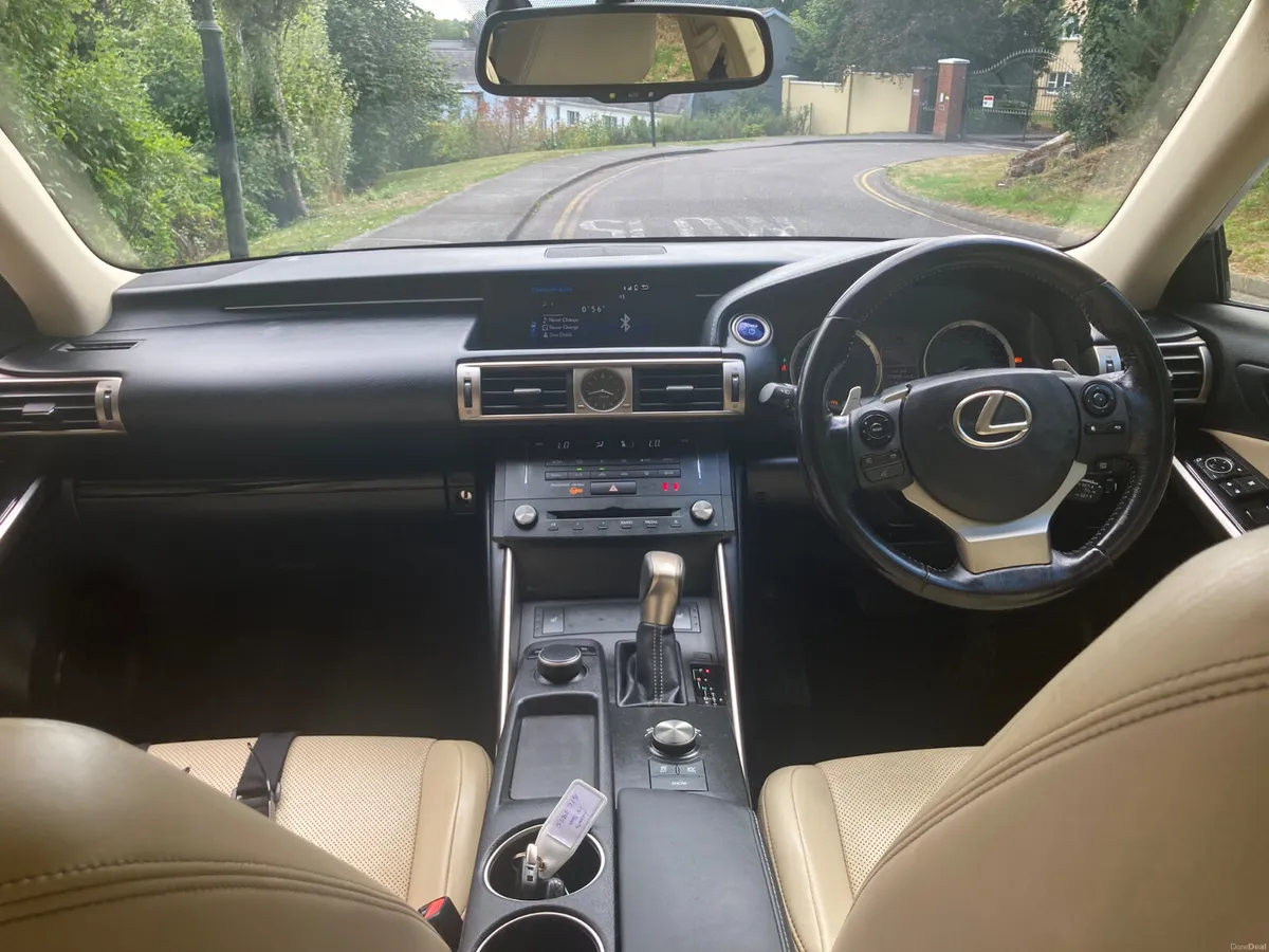 2016 Lexus IS300h Executive Only 116000 Klm - Image 6