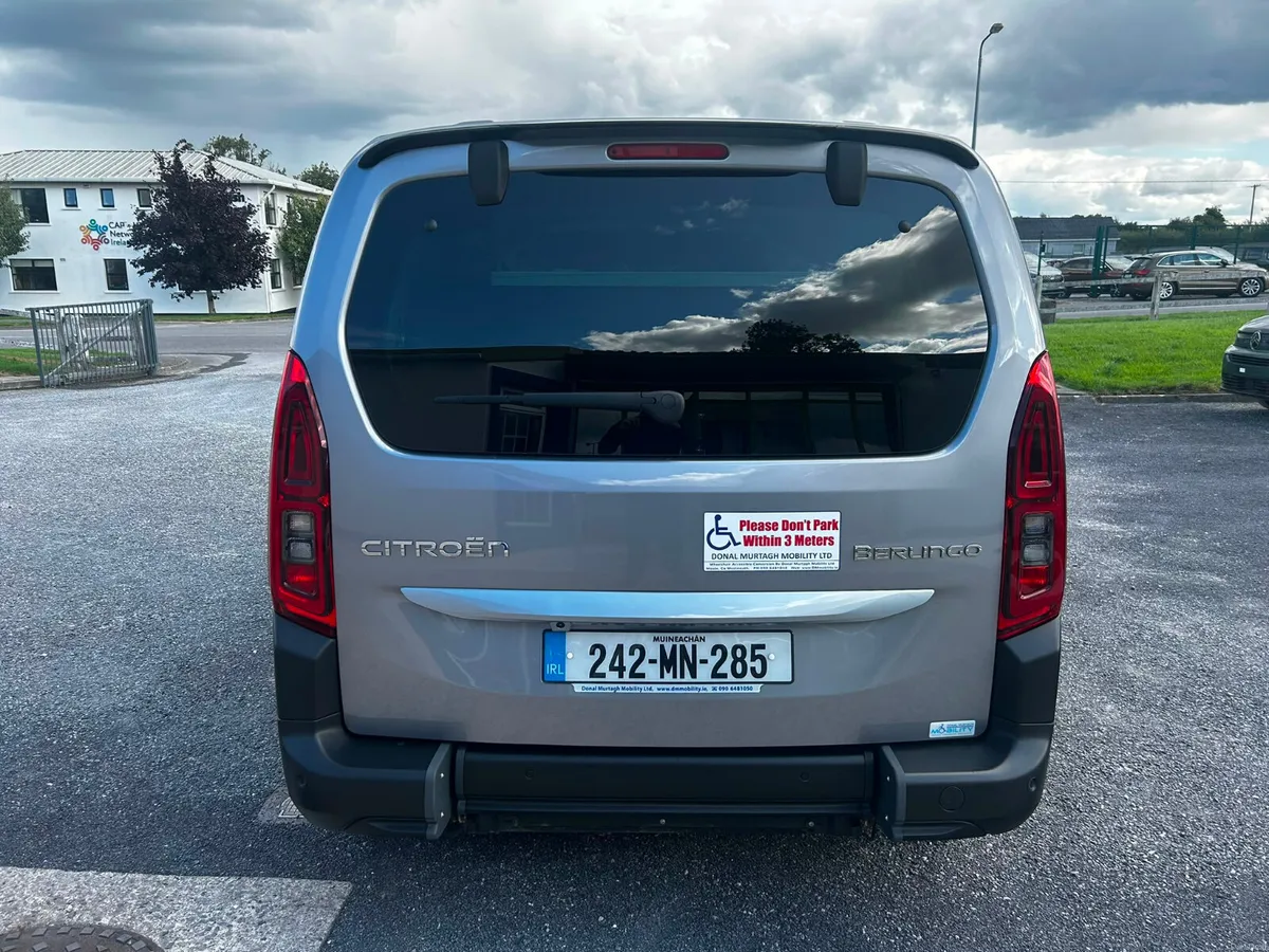 Wheelchair Taxi 242 - Image 6