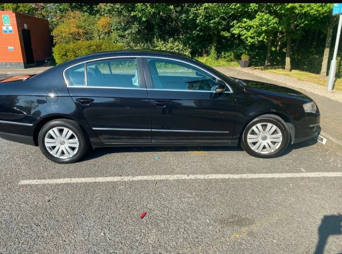 Volkswagen Passat 2007 - Image 1
