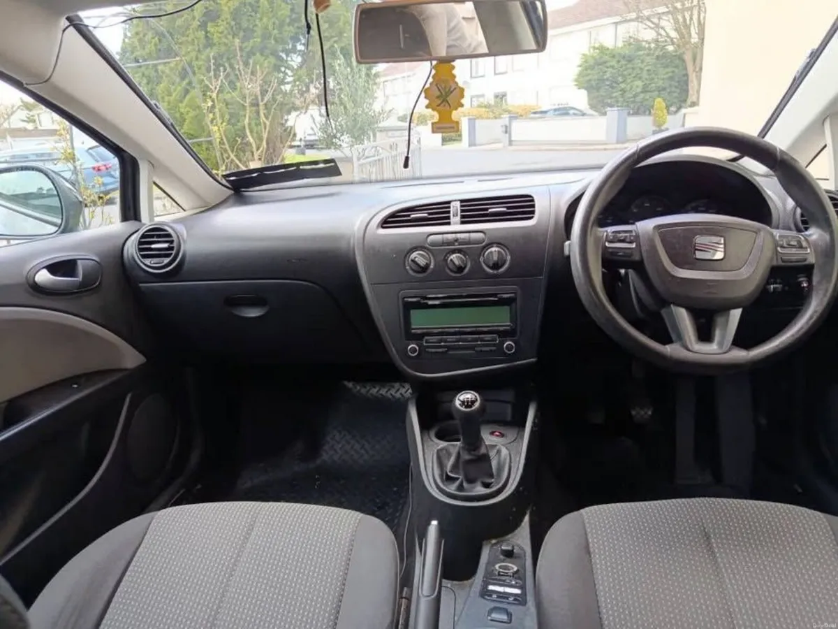 SEAT Leon 2012 - Image 2