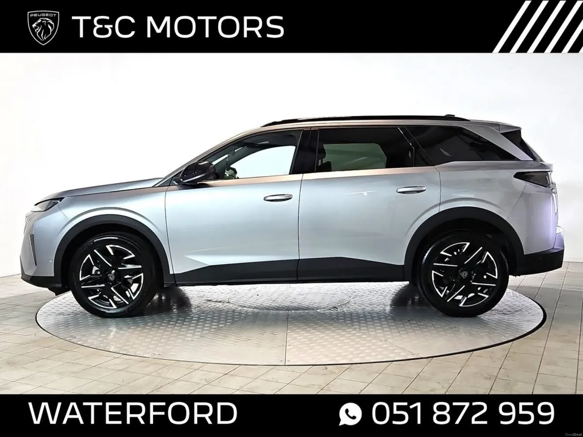 Peugeot 5008 *Low Mileage Hybrid* Allure Model - 3 - Image 5