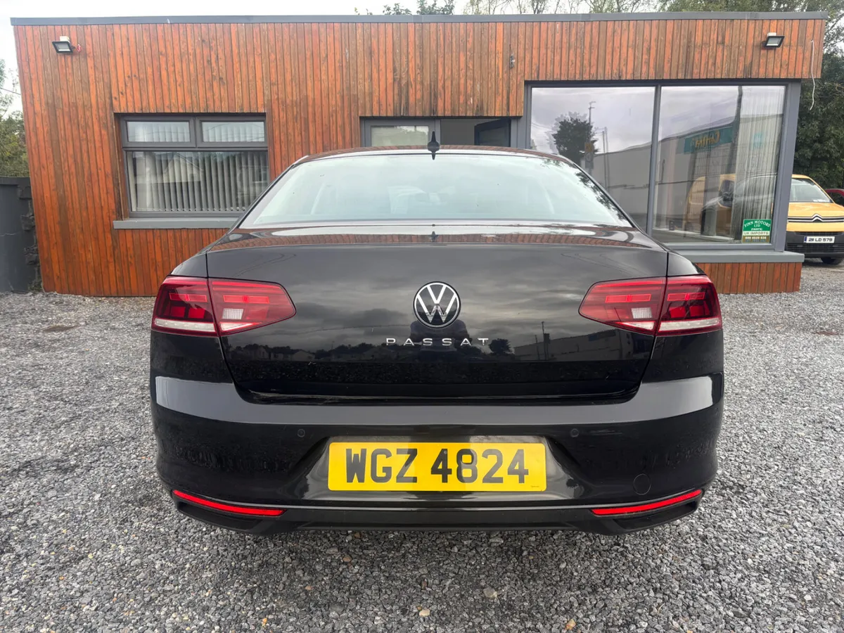 Volkswagen Passat 2022 SE Nav 150bhp 2.0L - Image 5