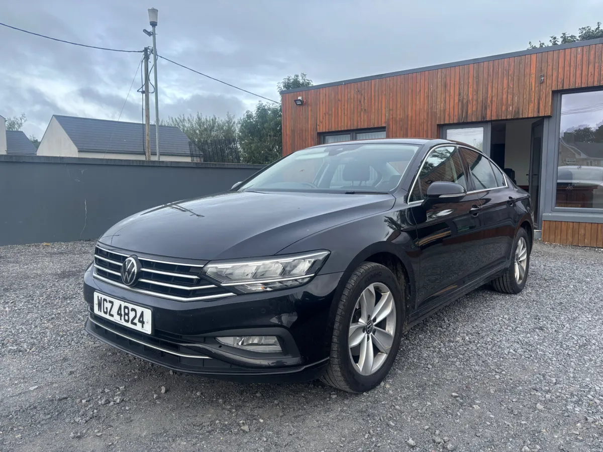 Volkswagen Passat 2022 SE Nav 150bhp 2.0L - Image 3