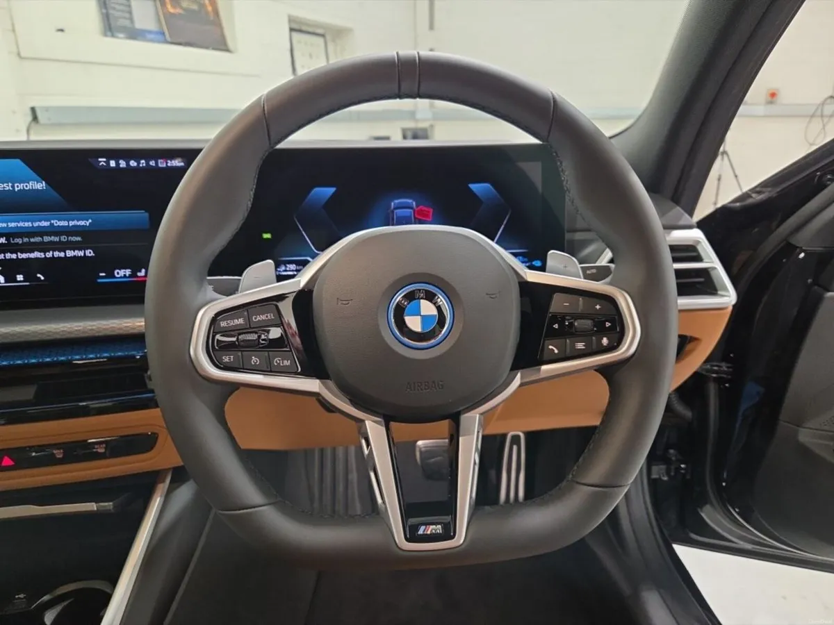 BMW 3-Series 330e M Sport Saloon - Image 5