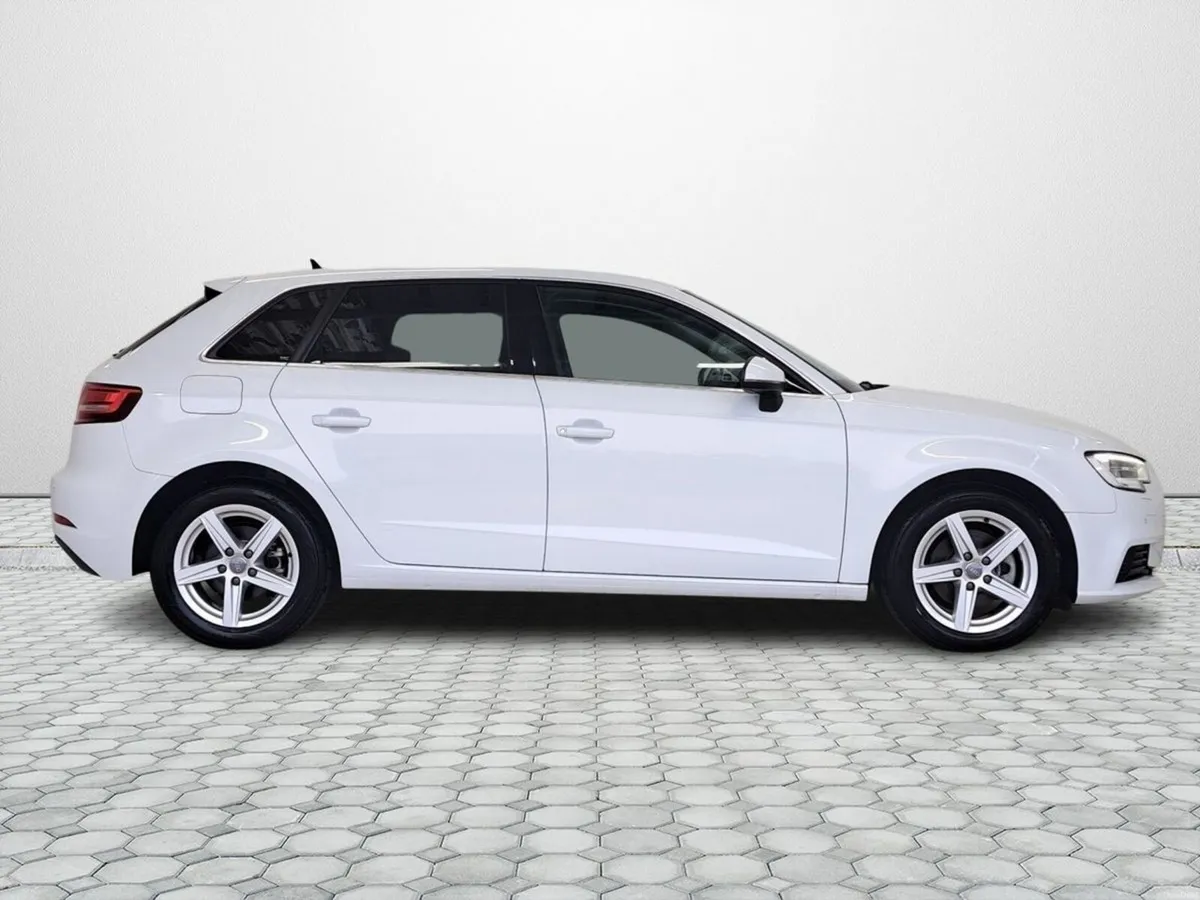 Audi A3 30 TFSI SPORT - Image 6