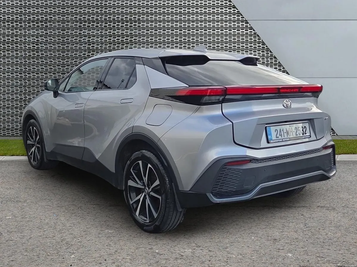Toyota C-HR 1.8 HYBRID SPORT - Image 3