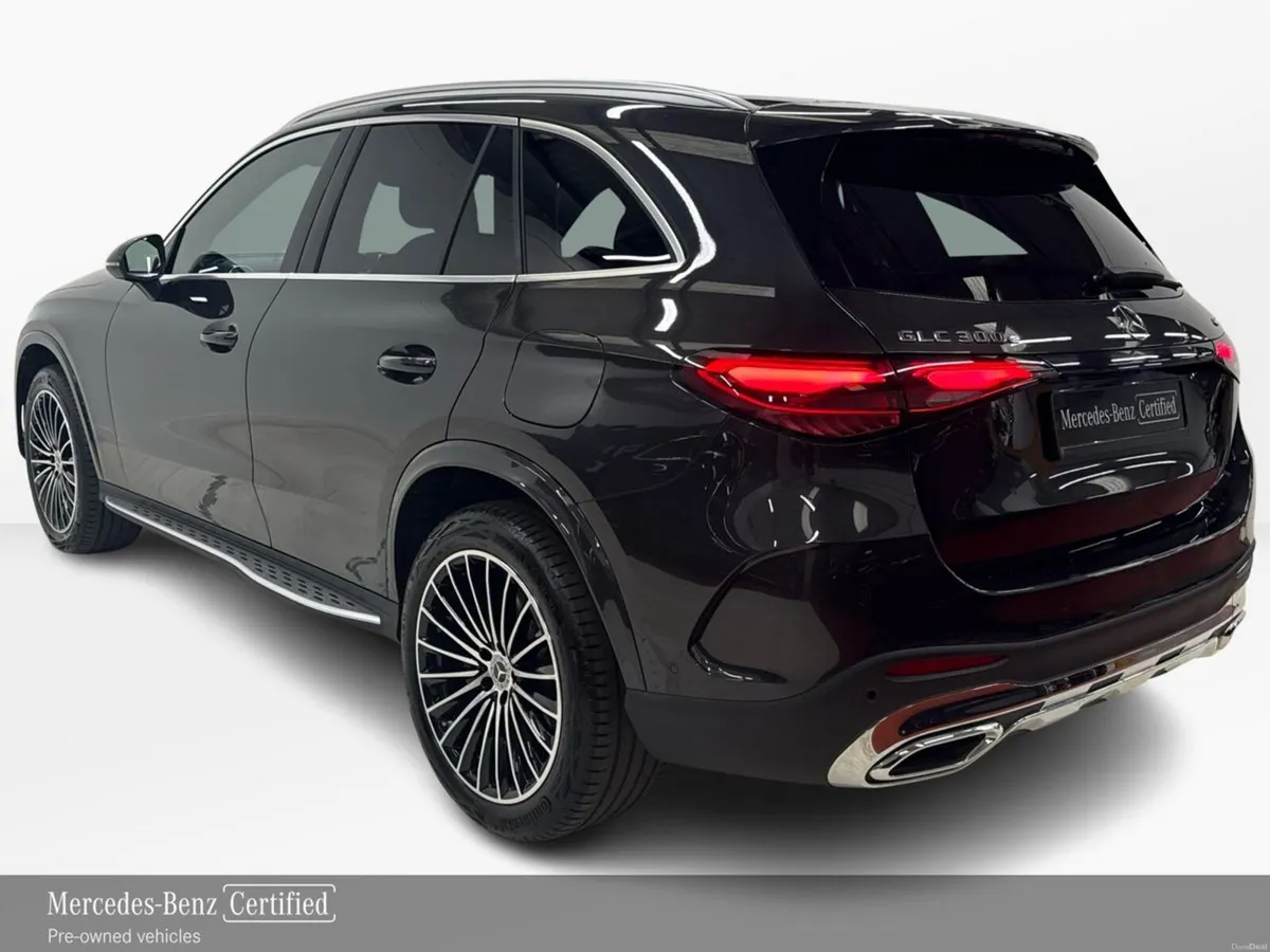 Mercedes-Benz GLC GLC 300 e 4MATIC AMG Line Plus - Image 4