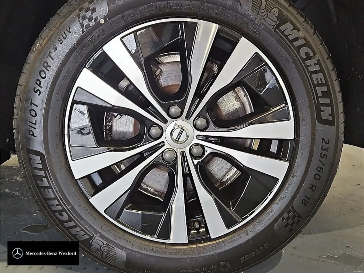 Volvo XC60 T6 AWD PHEV Core - Image 5