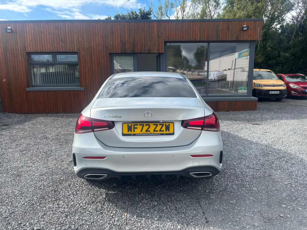 Mercedes-Benz AMG PREMIUM 2022 - Image 4