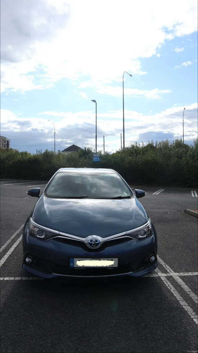 Toyota Auris 2016 - Image 1