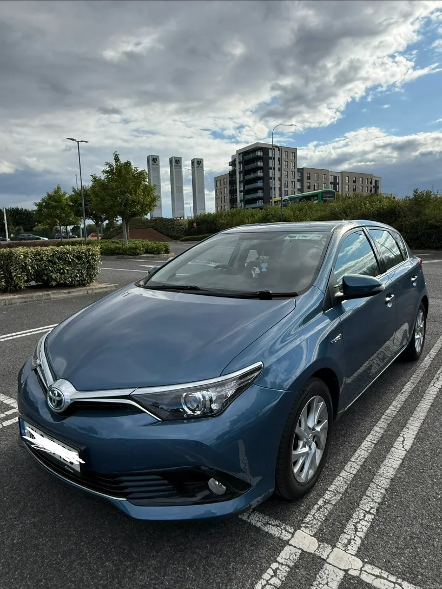 Toyota Auris 2016 - Image 3