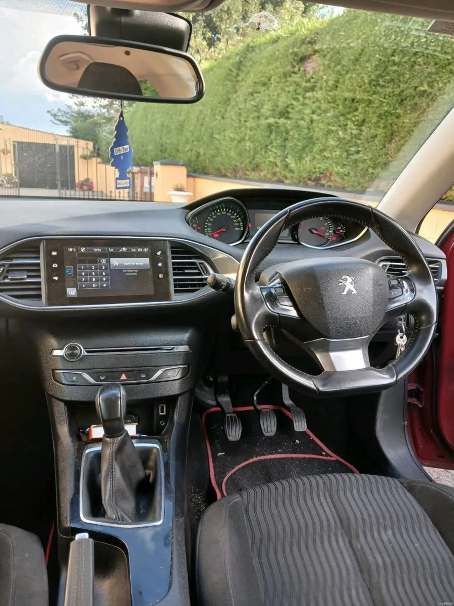 Peugeot 308 - Image 6