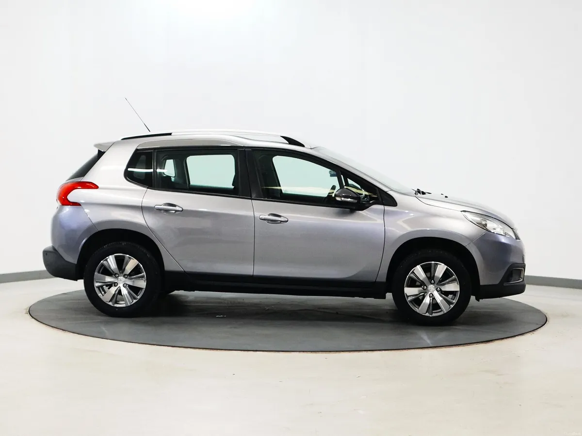 *50* 2014 Peugeot 2008 1.2 active - Image 2