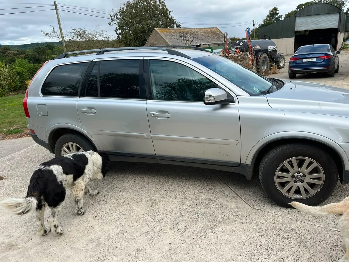 Volvo xc90 - Image 2