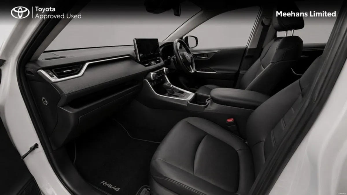 Toyota RAV4 RAV4 HYBRID PLATINUM FWD - Image 6