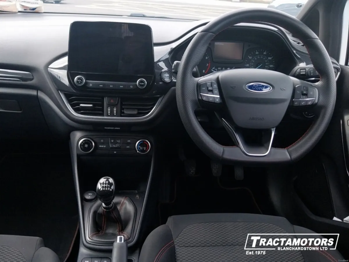Ford Fiesta 1.0 ST-LINE EDITION 100 TITANIUM 100PS - Image 2