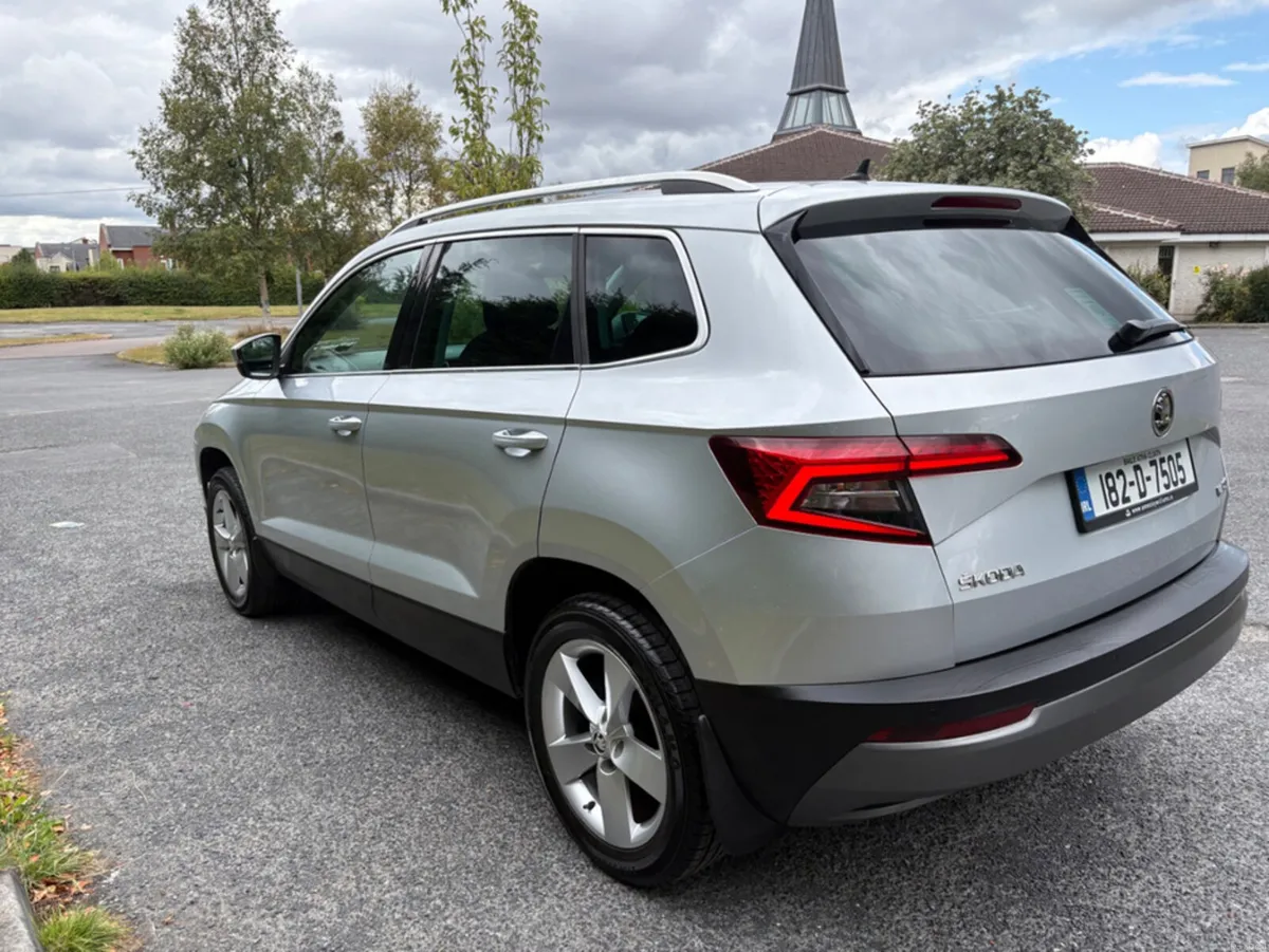 Skoda Karoq AMBITION 1.0 TSI 116HP 4 4DR - Image 4