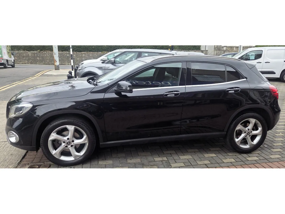 Mercedes-Benz GLA 200D SPORT PREMIUM + 5DR AUTO - Image 5