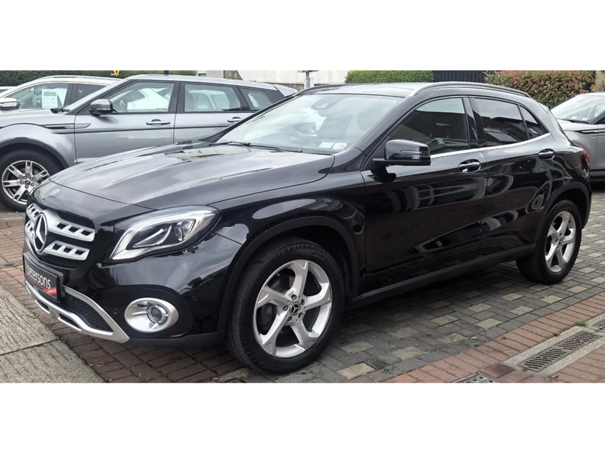 Mercedes-Benz GLA 200D SPORT PREMIUM + 5DR AUTO - Image 4
