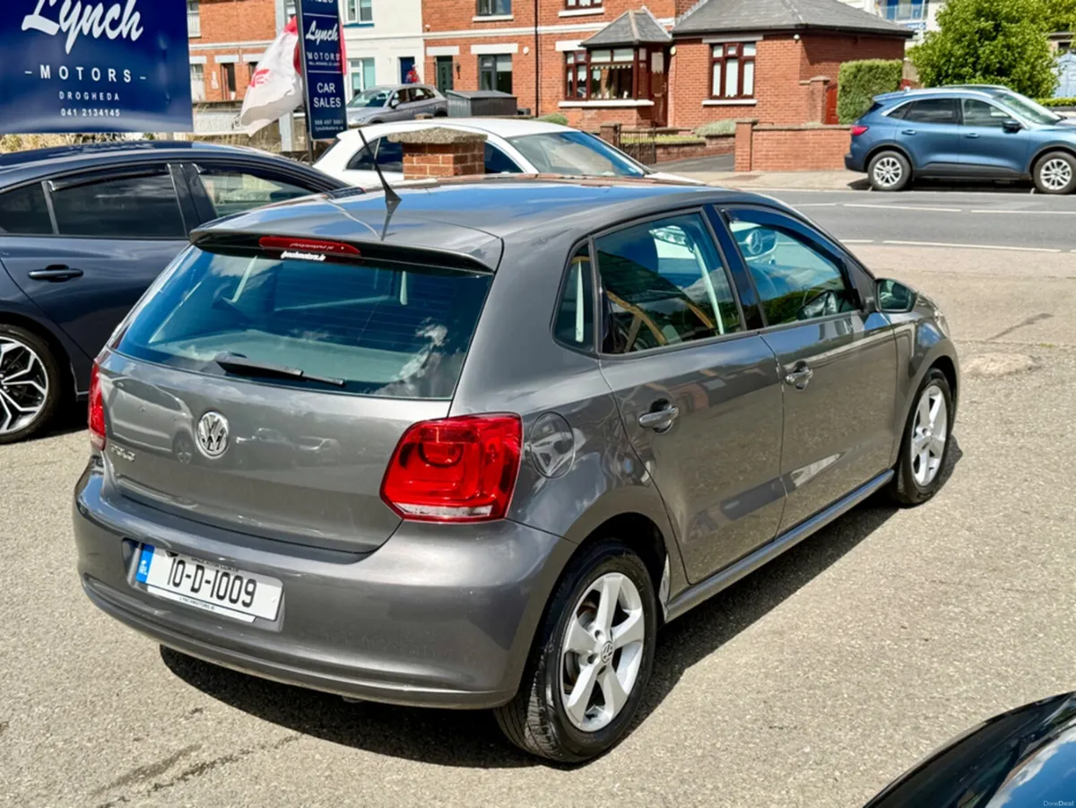 Volkswagen Polo CL 1.2 MANUAL 5SPEED 70BHP 5DR - Image 2