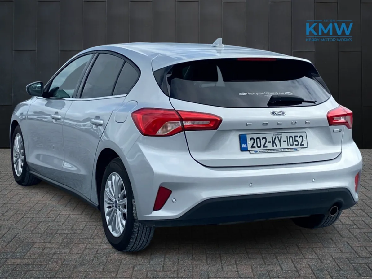 Ford Focus Titanium MHEV 125BHP - Image 3