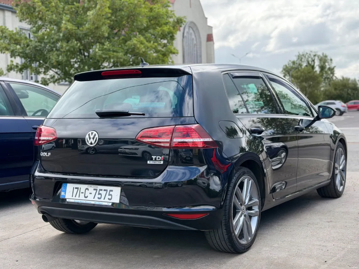 Volkswagen Golf HIGHLINE - Image 6
