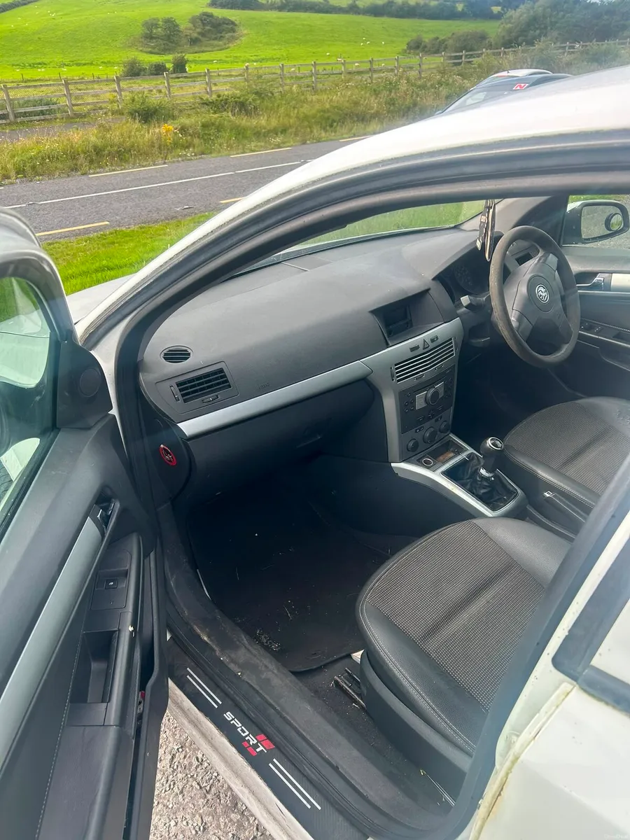 Opel Astra - Image 4