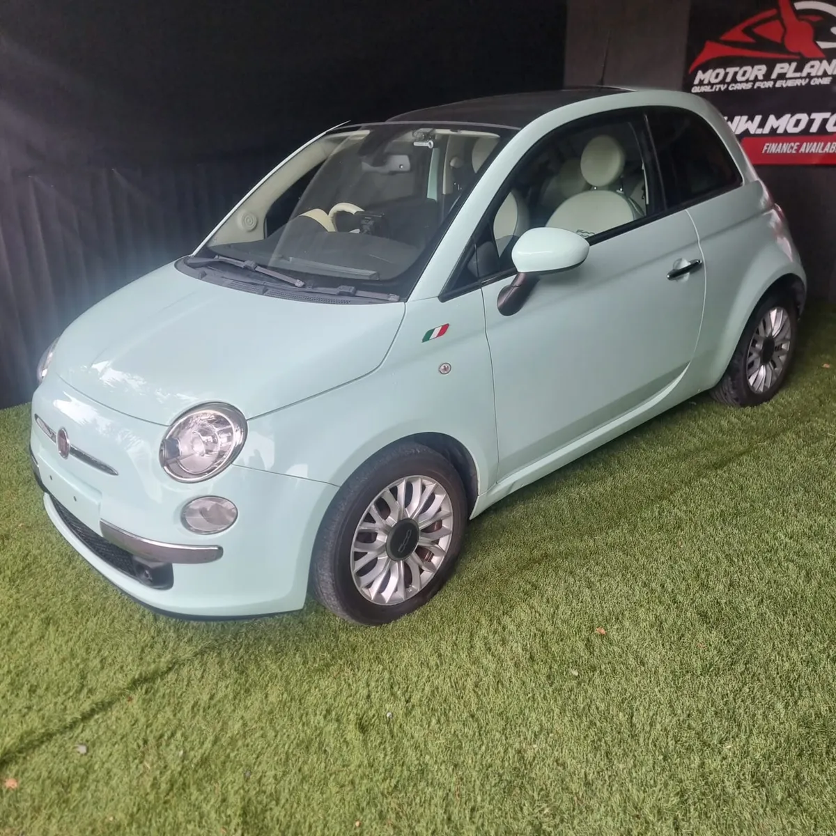 2015 FIAT Automatic Sunroof - Image 3