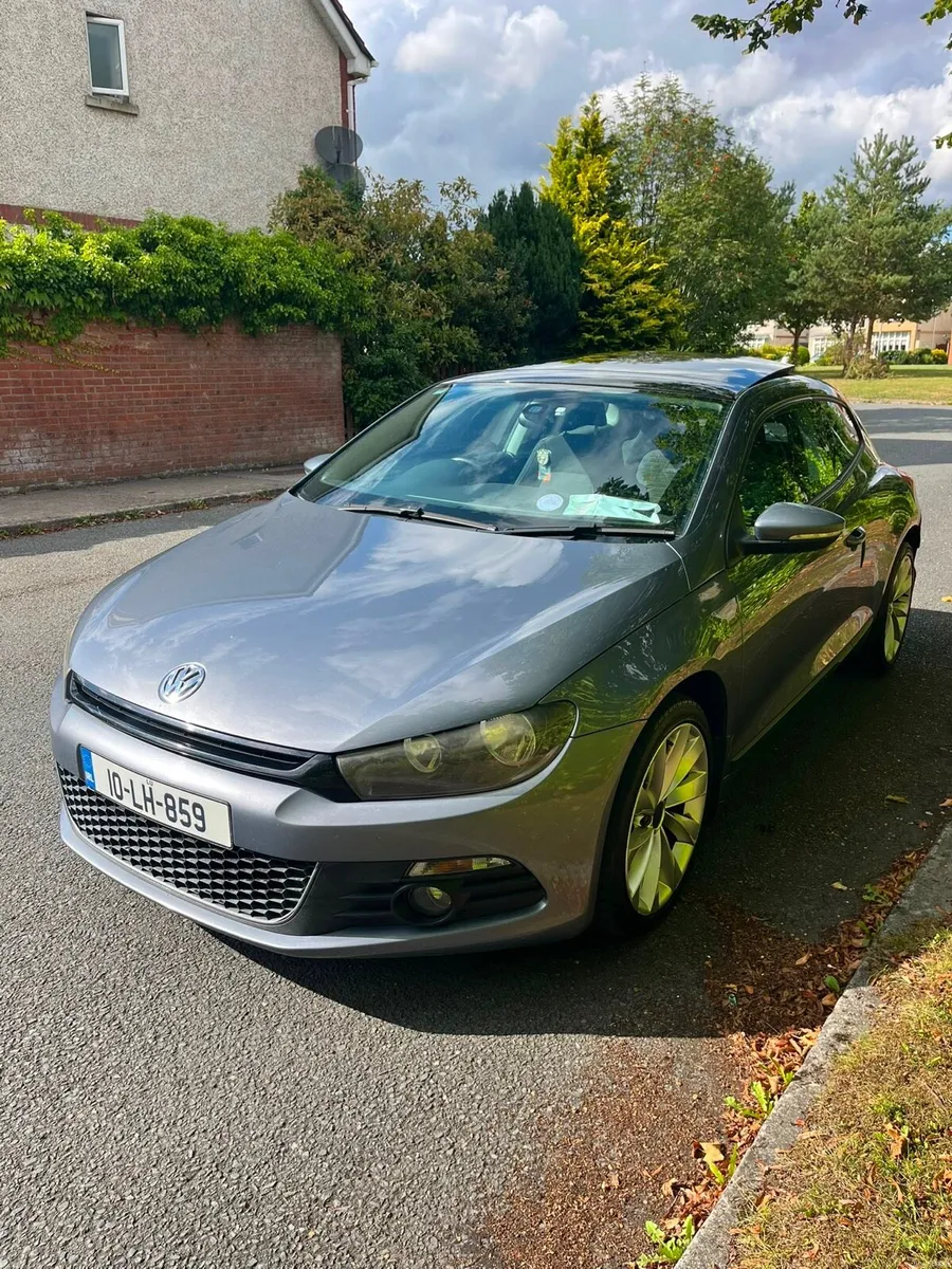 2010 Volkswagen scirocco - Image 2