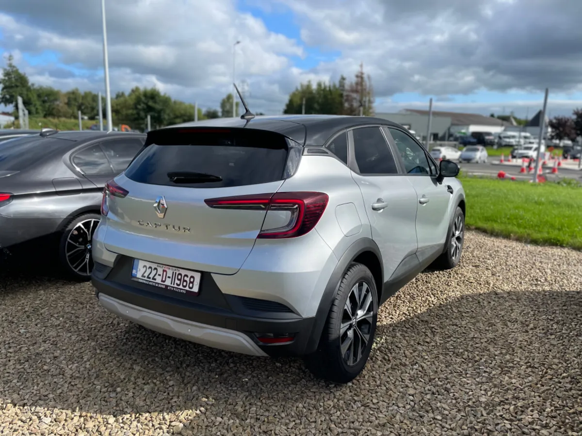 2022 Renault Captur 1.0 TCe 90 DFull Limited - Image 4