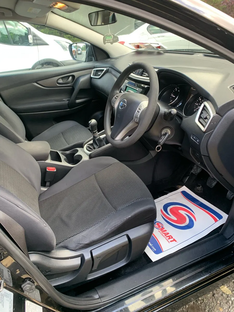 2014 Nissan Qashqai diesel,Nctd 3/27, Taxed 2/27 - Image 5