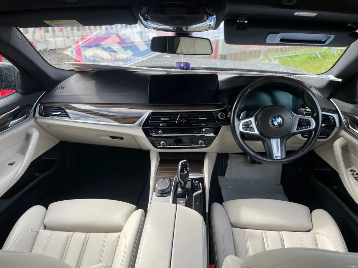 2021 BMW 5-Series 520d M Sport - Image 5