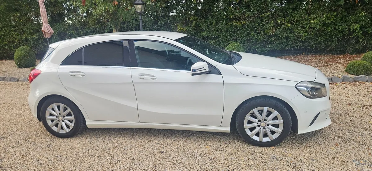 Mercedes-Benz A-Class 2016 - Image 4