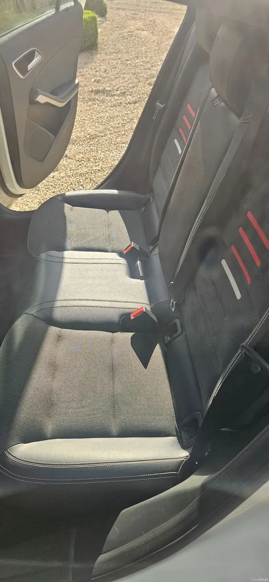 Mercedes-Benz A-Class 2016 - Image 3