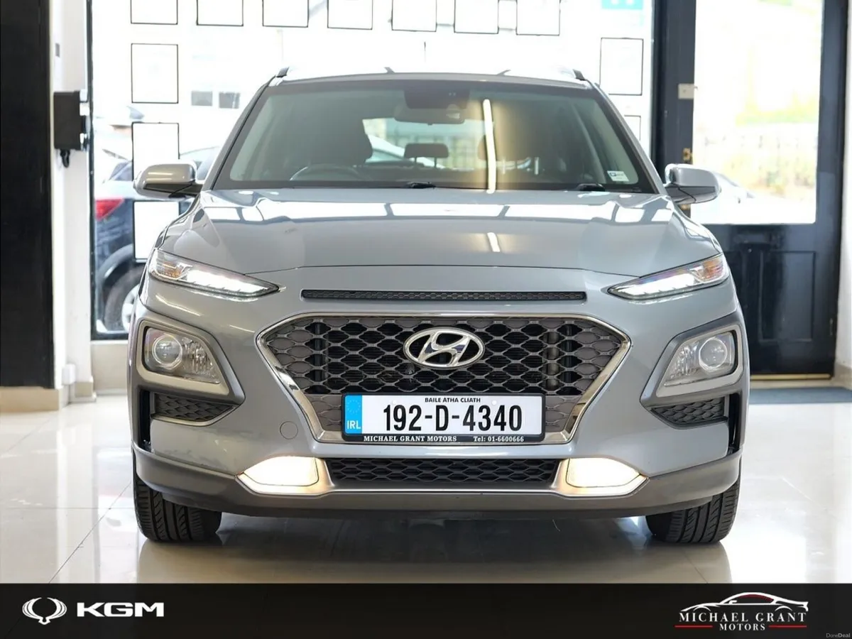 Hyundai KONA 1.0 PETROL T-GDI EXECUTIVE 1 OWNER IR - Image 2