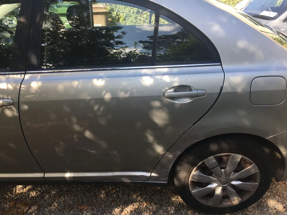Toyota Avensis 2007 - Image 4