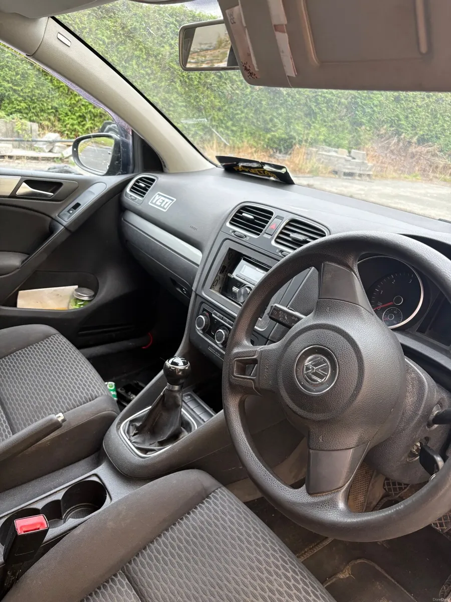 Volkswagen Golf 2011 - Image 3