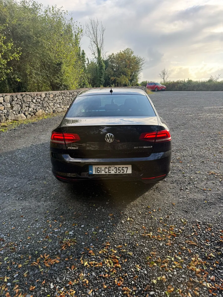 2.0 litre 6 speed Passat - Image 3